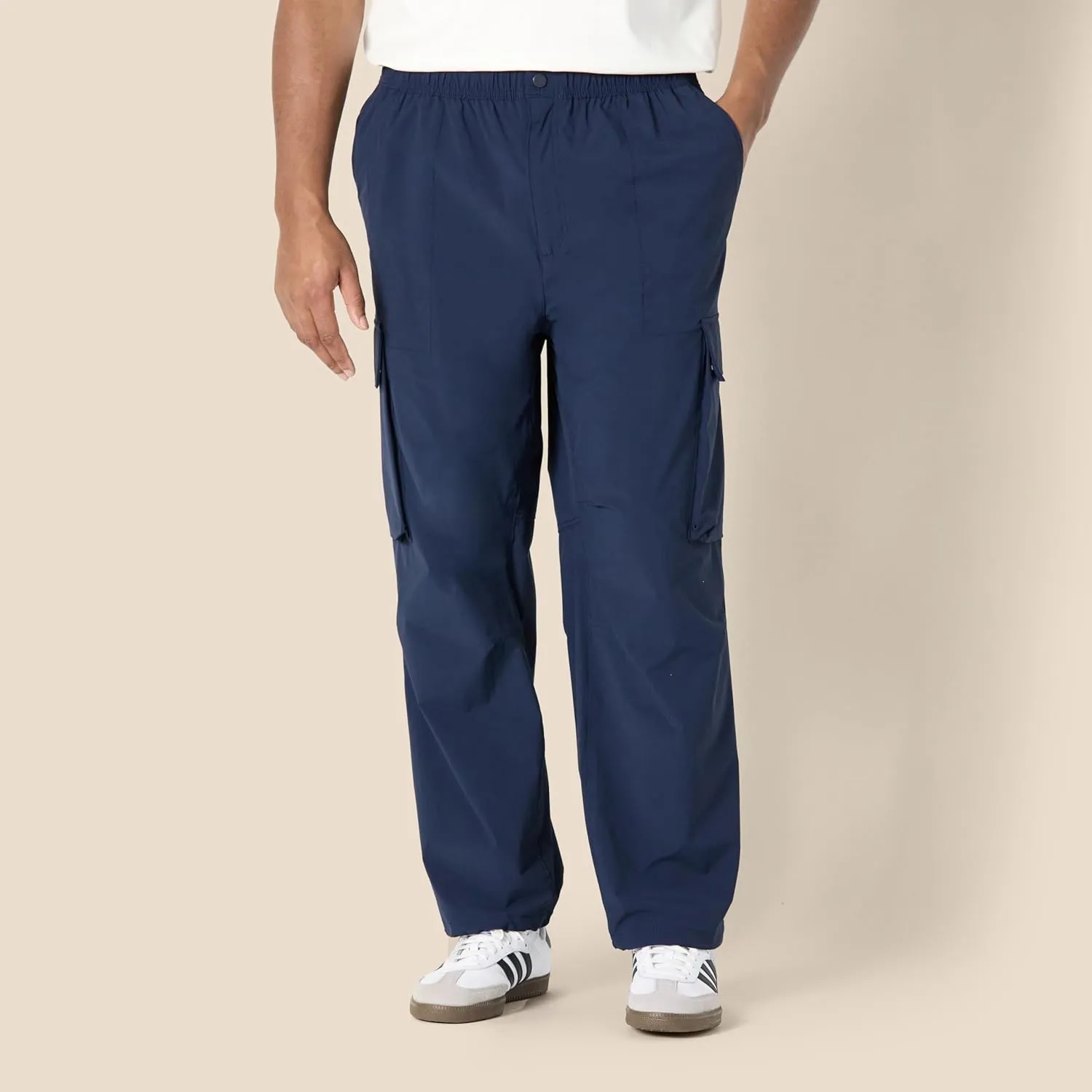 Amazon Essentials Men's Loose-Fit Lightweight Stretch Parachute Pant