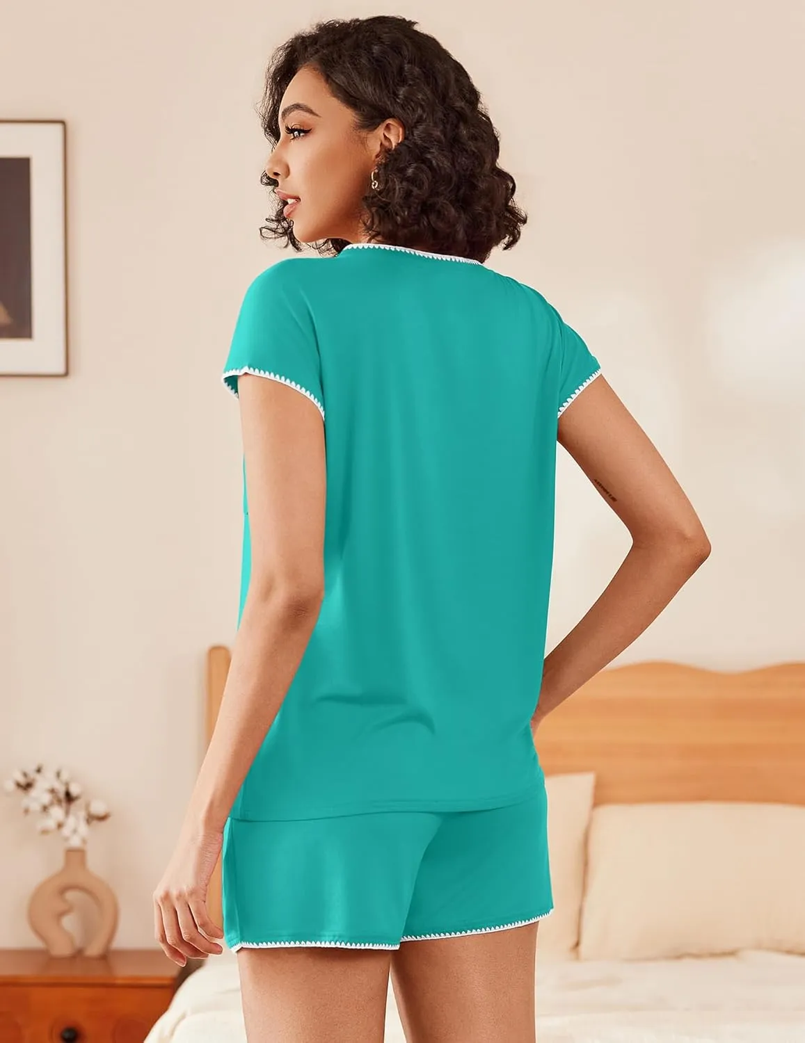 Ekouaer Pajama Sets for Womens 2 Piece Lounge Sets Short Sleeve Tops and Shorts Comfy Pjs Sleepwear S-XXL