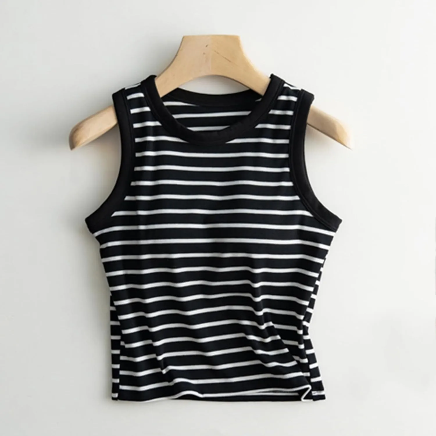 Tank Tops with Built in Bras Athletic Tank Tops for Women Ribbed Tank Top Fitness Workout Running Tops Summer