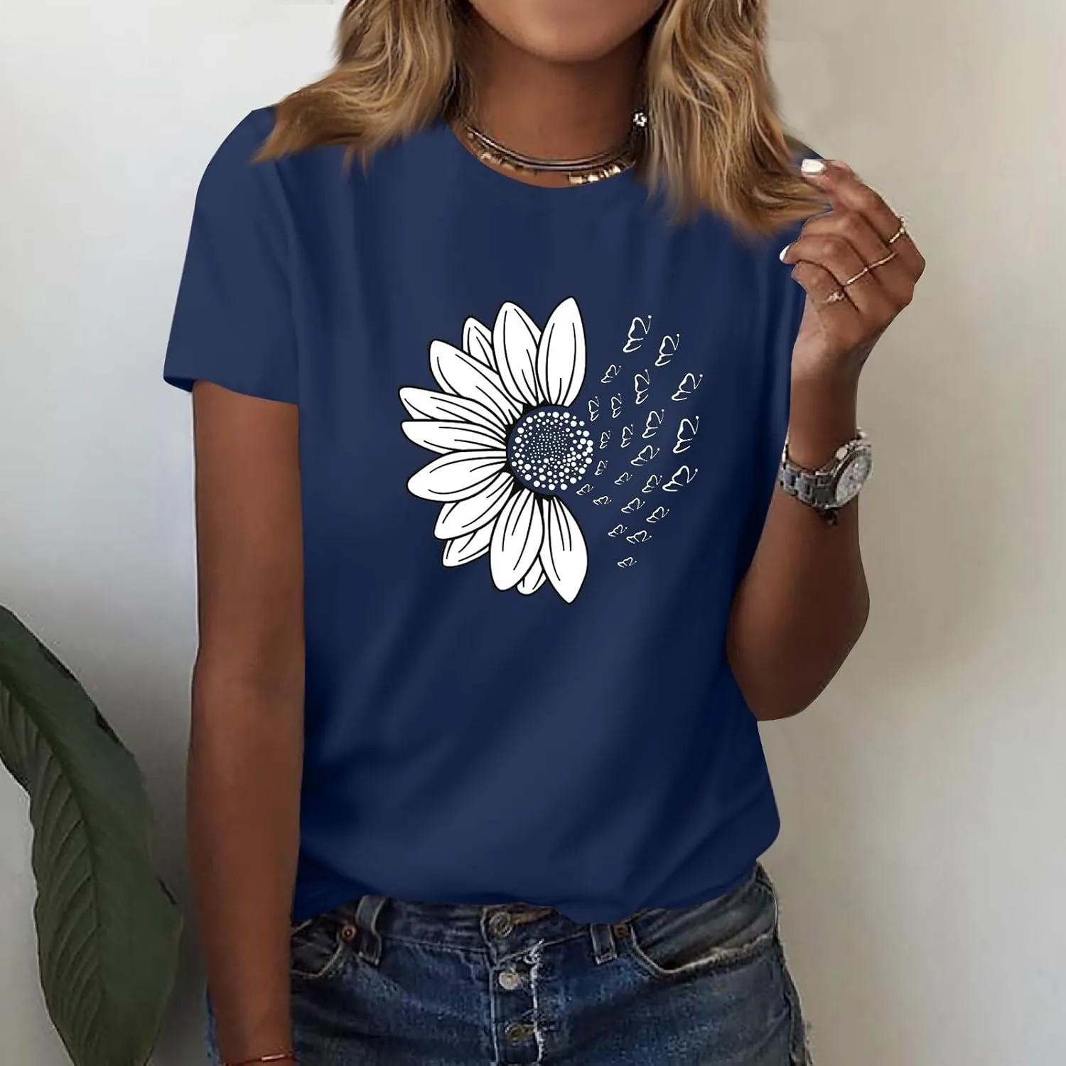 Women's fashionable round-neck printed loose pullovers Womens Shirts Summer Womens Shirts Casual