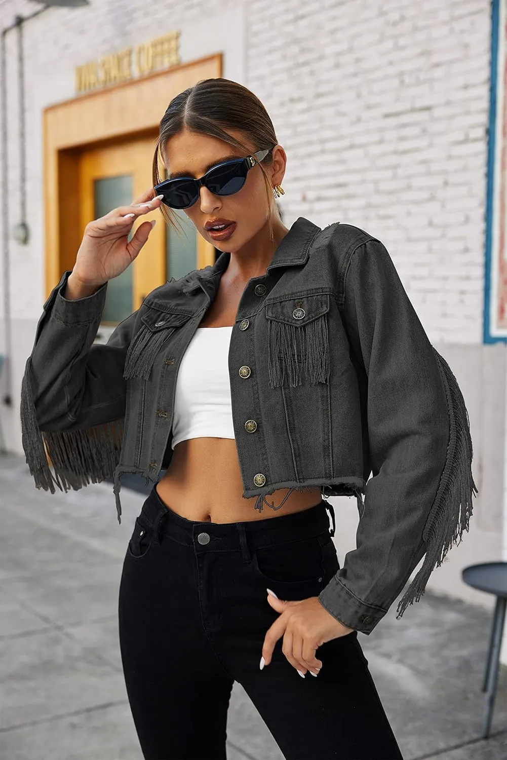 Zeagoo Women Denim Jacket Casual Long Sleeve Distressed Ripped Cropped Coat Fringe Jean Jacket XS-XXL